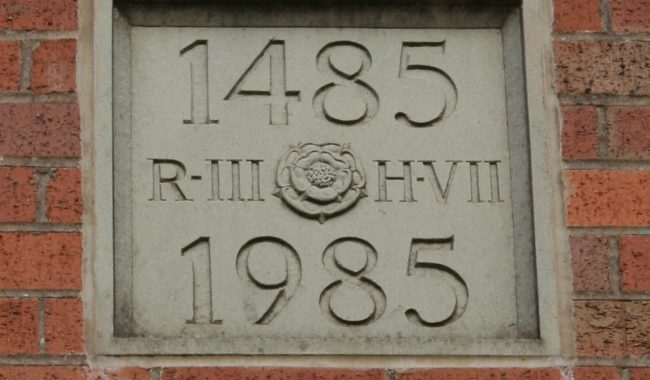 Datestone 1985 Aspect Ratio 650 380